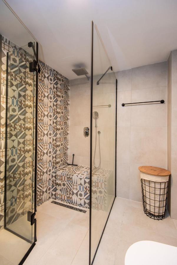 Super Modern Downtown Apartment Szarajevó Kültér fotó