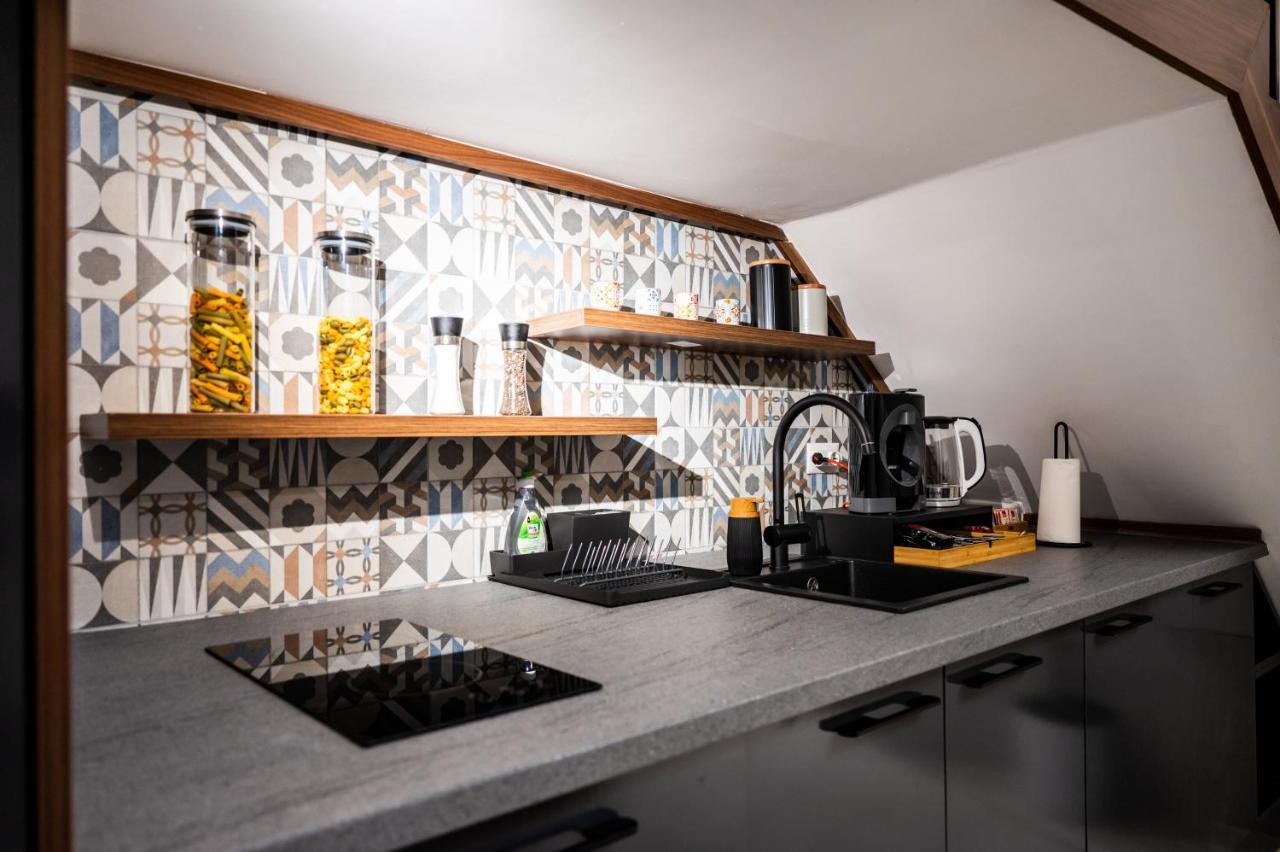 Super Modern Downtown Apartment Szarajevó Kültér fotó